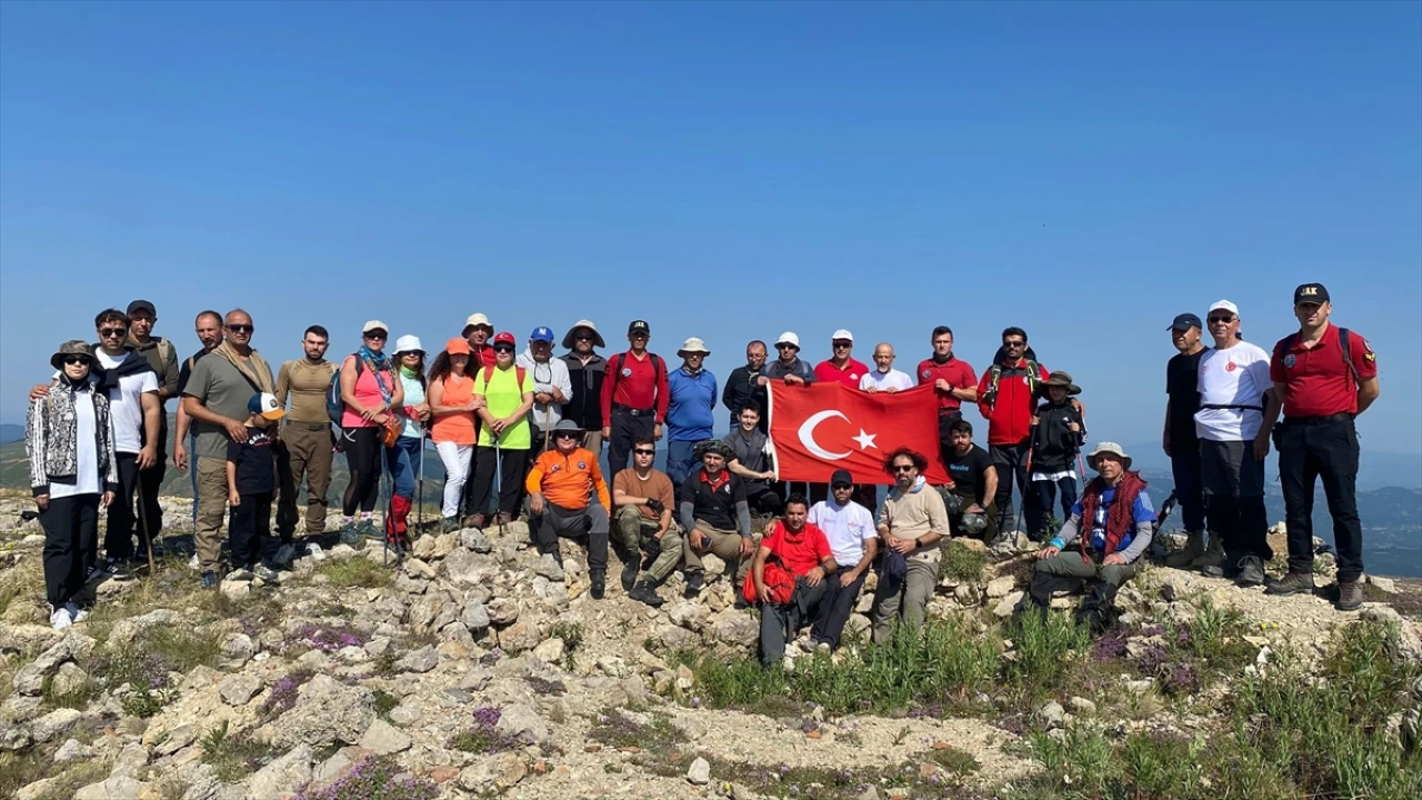 Ilgaz Dağı'nda Anlamlı Tırmanış: 15 Temmuz Şehitleri Unutulmadı