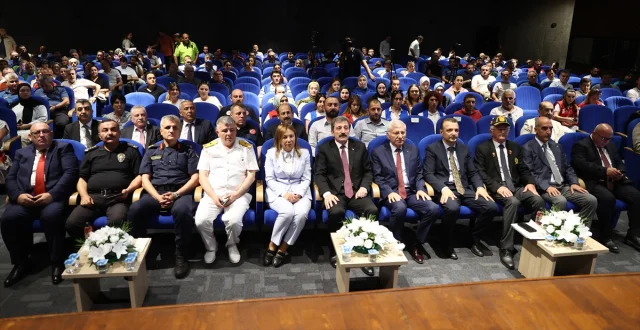 Samsun'da 15 Temmuz'u Anlatan Tarihi Panel