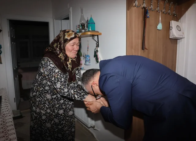 Bakan Vedat Işıkhan'dan Yakup Kozan'ın Ailesine Anlamlı Ziya...