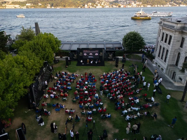 'Gassal' Dizisi TRT 12 Punto Etkinliğinde İlgi Odağı Oldu