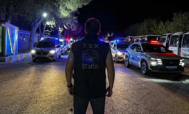 İzmir Merkezli Operasyonda FETÖ'nün Finans Kaynaklarına Darb...