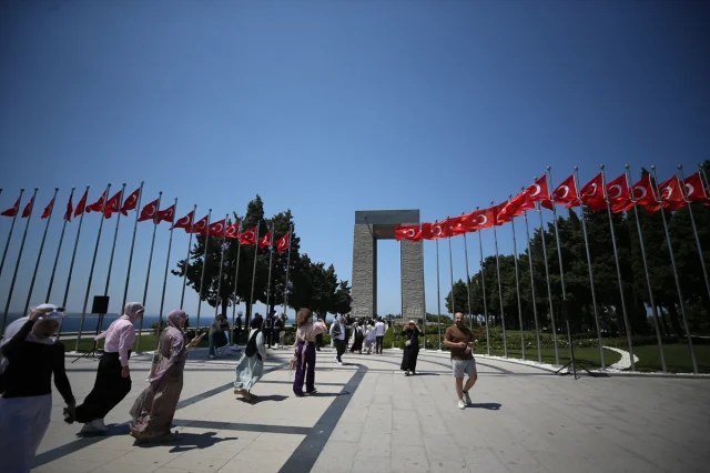 Çanakkale Anıtı'nda 15 Temmuz Şehitleri İçin Anma Töreni