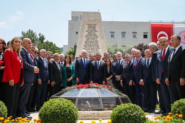 Anma Töreninde TBMM Başkanı Kurtulmuş'tan Duygu Dolu Anlar