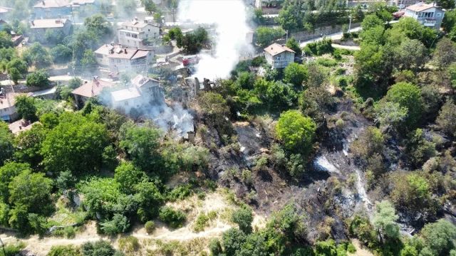 Antalya'nın Akseki Bölgesinde Çıkan Şiddetli Yangın Kontrol Altına Alındı
