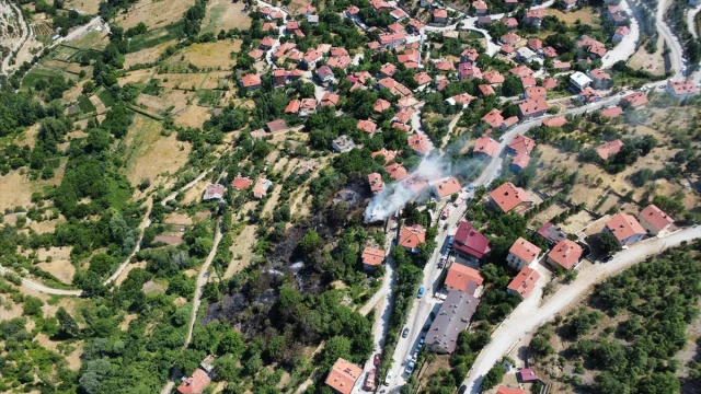 Antalya'nın Akseki Bölgesinde Çıkan Şiddetli Yangın Kontrol Altına Alındı