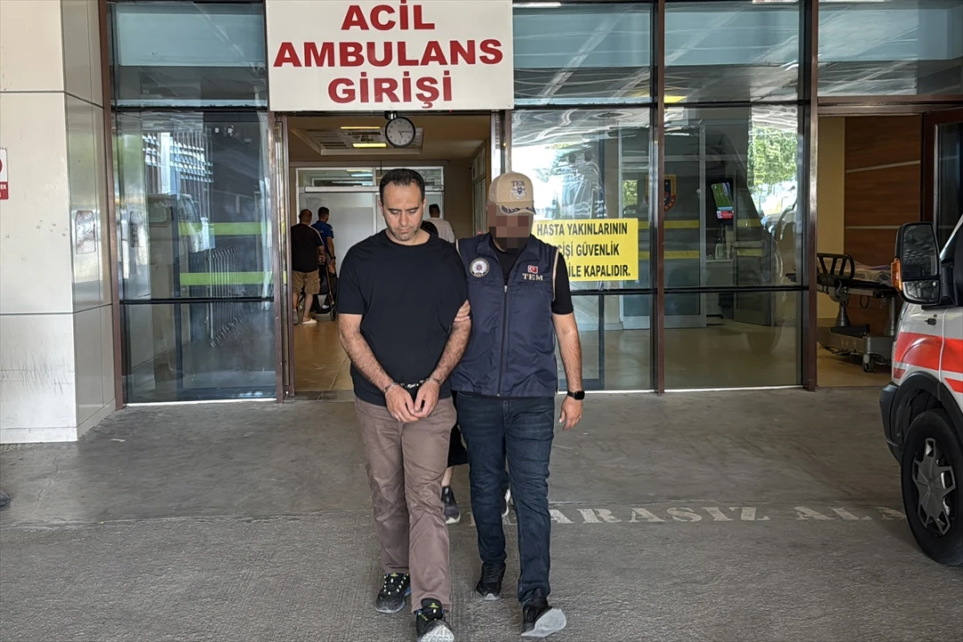 Edirne'de FETÖ Şüphelileri Yurt Dışına Kaçmaya Çalışırken Yakalandı