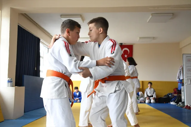 Düzce'nin Çilimli İlçesi Spor Başarılarıyla Adından Söz Etti...