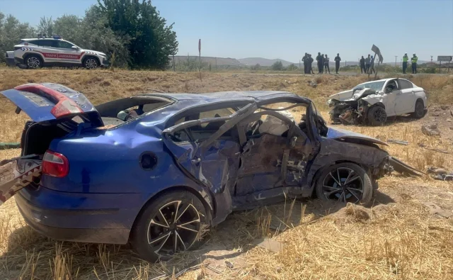 Nevşehir'de Trafik Kazası: Acıgöl-Tuzköy Yolunda Hayatını Ka...
