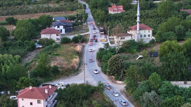 Sakarya'da 15 Temmuz Anısına Görkemli Araç Konvoyu Düzenlendi