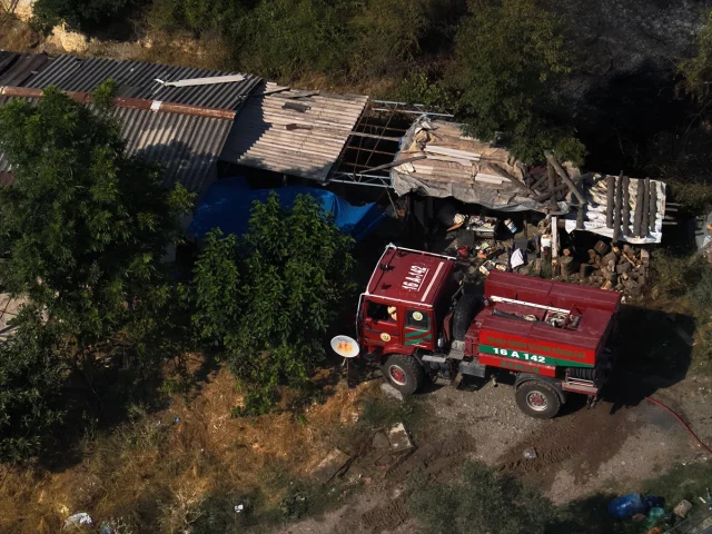 Yalova'daki Felaket: Kılıç Köyü'nde Arazi Yangını Kontrol Altında