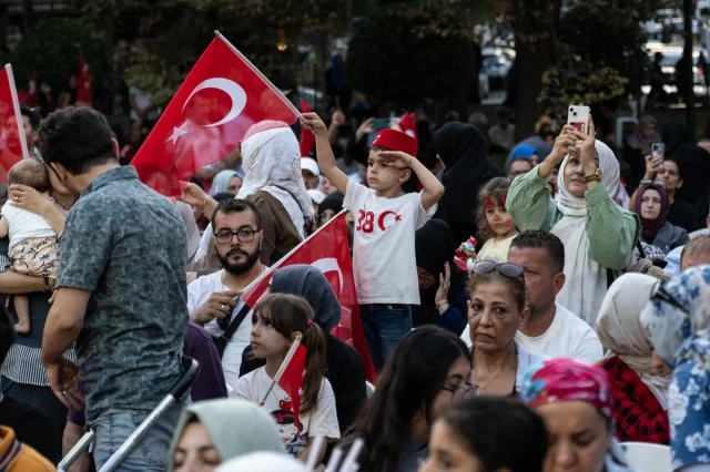 İstanbul'da 15 Temmuz Anma Etkinliği Coşkuyla Tamamlandı