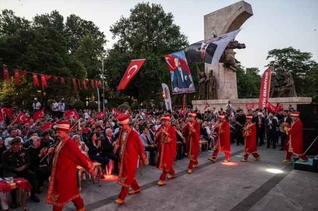 İstanbul'da 15 Temmuz Anma Etkinliği Coşkuyla Tamamlandı