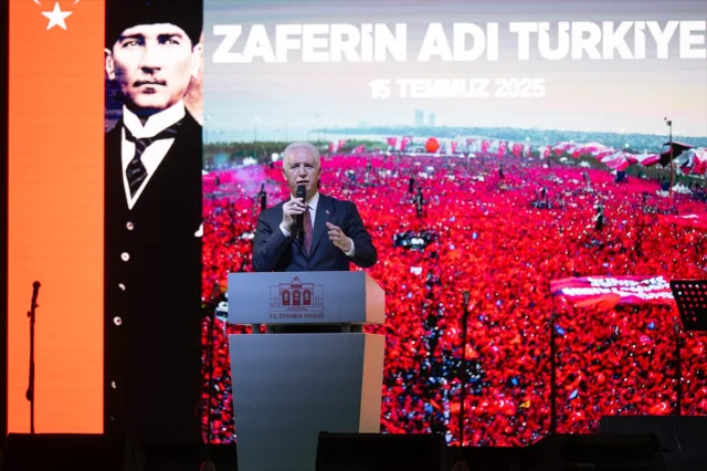 İstanbul'da 15 Temmuz Anma Etkinliği Coşkuyla Tamamlandı