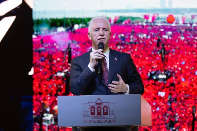 İstanbul'da 15 Temmuz Anma Etkinliği Coşkuyla Tamamlandı