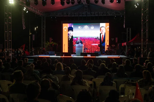 İstanbul'da 15 Temmuz Anma Etkinliği Coşkuyla Tamamlandı