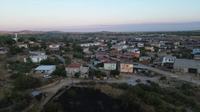 Çanakkale'deki Orman Yangınına Havadan ve Karadan Yoğun Müdahale