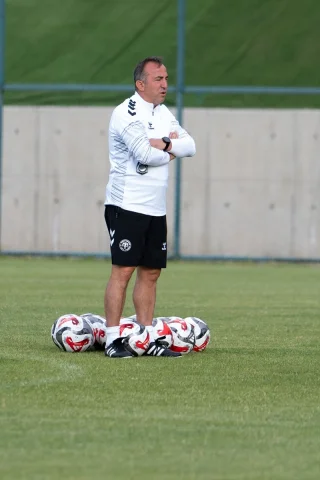 Konyaspor Yeni Sezona Güçlü Bir Başlangıç Yapmak İstiyor