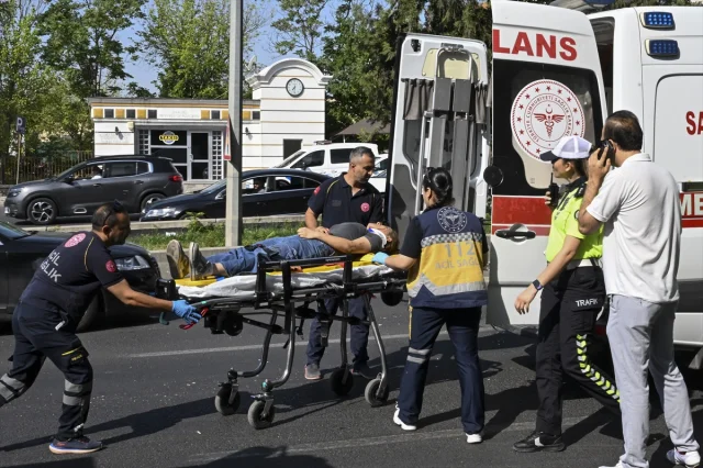 Ankara’da Zincirleme Trafik Kazası 27 Yaralıyla Atlattı