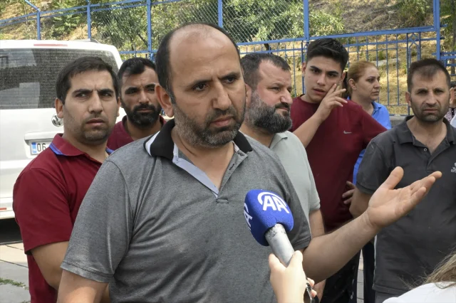 Ankara’da Zincirleme Trafik Kazası 27 Yaralıyla Atlattı