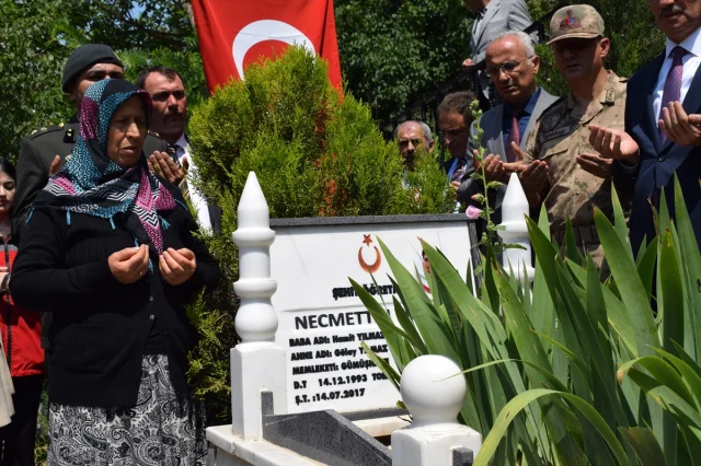 Gümüşhane'de Şehit Öğretmen Necmettin Yılmaz Gözyaşlarıyla Anıldı