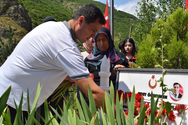 Gümüşhane'de Şehit Öğretmen Necmettin Yılmaz Gözyaşlarıyla Anıldı