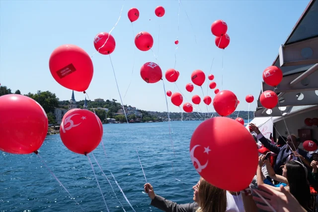 İstanbul'da Şehit Yakınlarına ve Gazilere Unutulmaz Gemi Turu