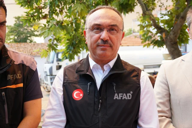 Tekirdağ'da Orman Yangınlarıyla Mücadelede Yoğun Harekat Sürüyor