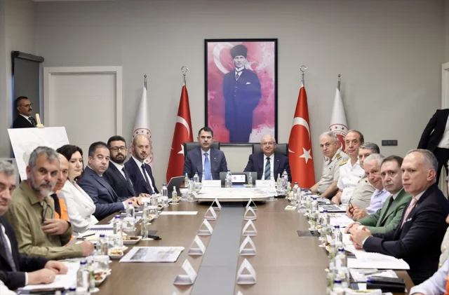 Bakanlar Güler ve Kurum'dan Ay Yıldız Yerleşkesine Özel İnceleme