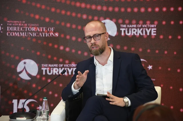 Arnavutluk'ta Türkiye'nin Zaferi Üzerine Kapsamlı Panel