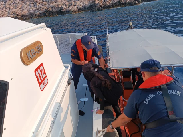 Antalya Sahillerinde Göçmen Kaçakçılığı Operasyonu