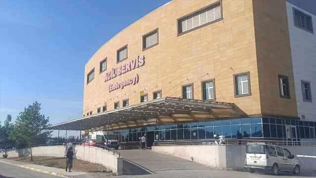 Çorum'da Feci Olay Yaşandı: Pencereden Düşen Çocuk Kurtarılamadı