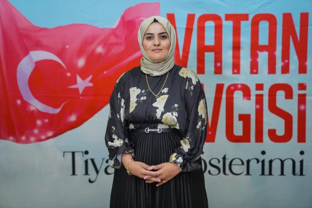 "Vatan Sevgisi" Tiyatro Oyunu İstanbul'da İzleyiciyle Buluştu