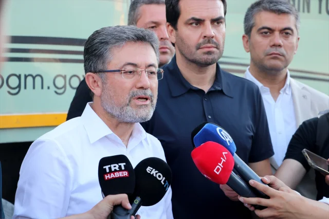 Tarım ve Orman Bakanı Yumaklı Tekirdağ'daki Yangınla İlgili İyimser Konuştu