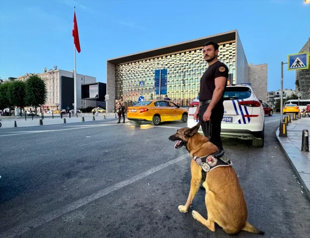 İstanbul'un Farklı İlçelerinde Kapsamlı Huzur Operasyonu