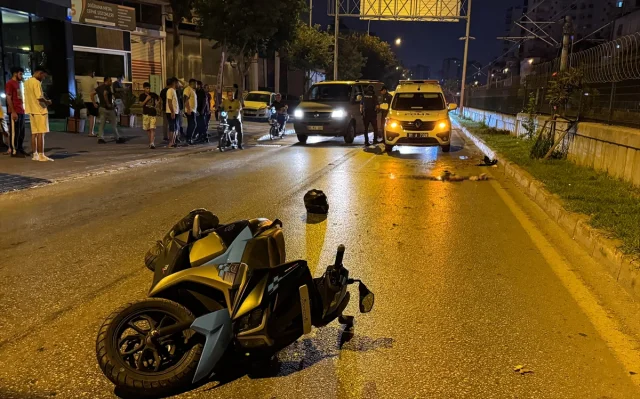 Adana'da Trafik Kazası Faciası: Motosikletteki Yolcu Hayatını Kaybetti