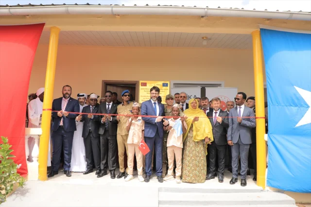 Somali’de Şehit Ömer Halisdemir Adına Türkçe Sınıfı Açıldı