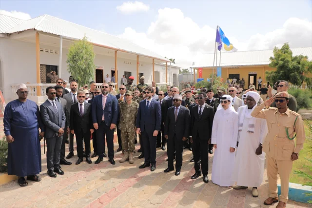 Somali’de Şehit Ömer Halisdemir Adına Türkçe Sınıfı Açıldı