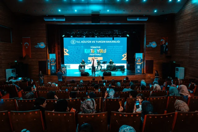 Van Kültür Yolu Festivali Etkinliklerle Renkleniyor