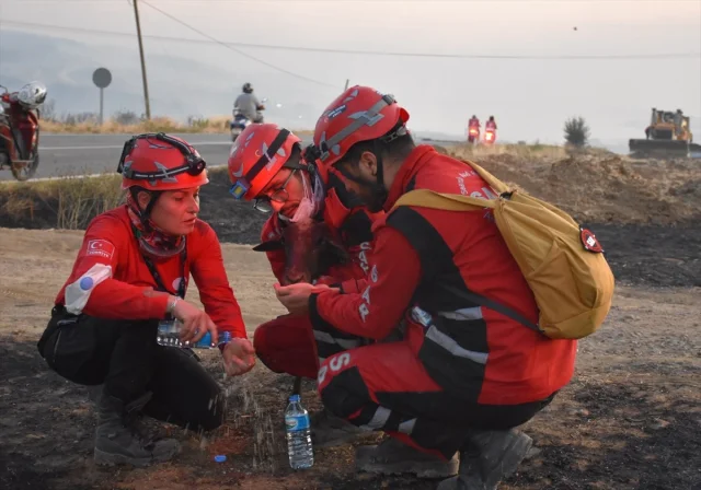 Gelibolu'daki Orman Yangınında Dramatik Kurtarma Operasyonu