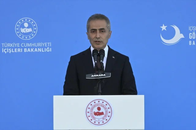 Türkiye'de Göç Yönetiminde Yenilik Mobil Göç Araçları