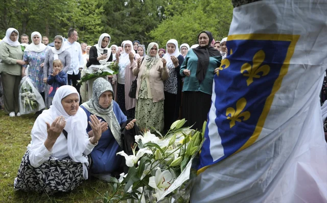 Srebrenitsa Soykırımının Acı Mirası Trnovo'da Anıldı