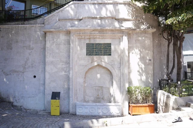 Beyoğlu'ndaki Tarihi Çeşmeler Yeniden Suya Kavuştu