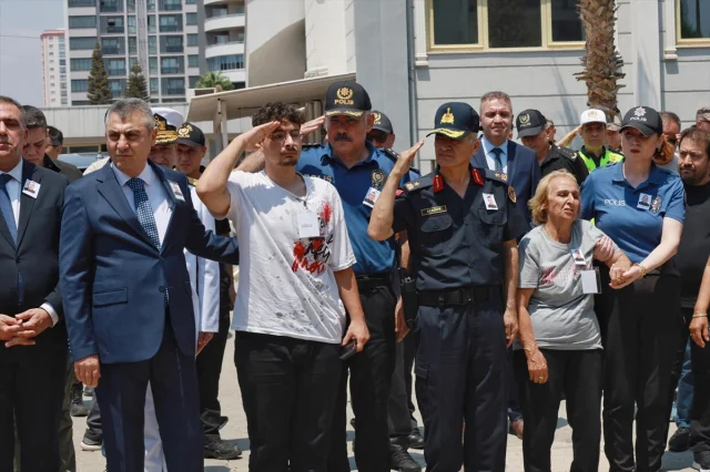 Mersin'de Görev Başında Rahatsızlanan Polis Memuru Selçuk Peker'in Acı Kaybı