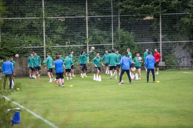 Sakaryaspor Başarısını Süper Lig'e Taşıma İddiasında