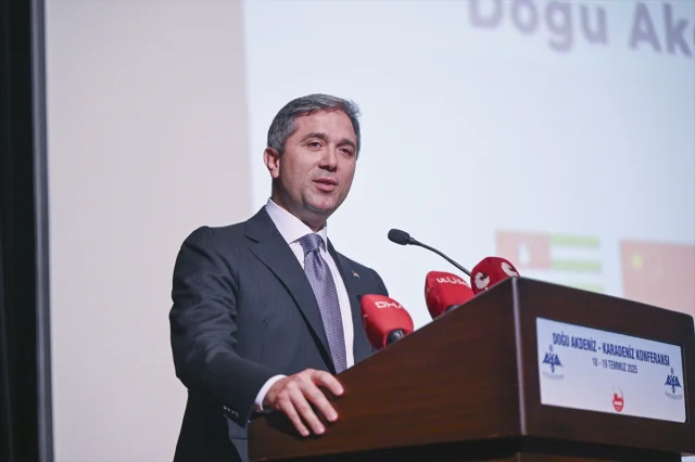 Doğu Akdeniz-Karadeniz Konferansı'nda Küresel Çatışmalar Masaya Yatırılıyor