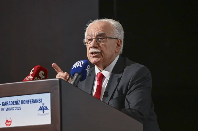 Doğu Akdeniz-Karadeniz Konferansı'nda Küresel Çatışmalar Masaya Yatırılıyor