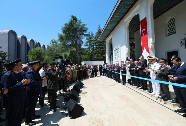 Cumhurbaşkanı Erdoğan: Yeni Camilerle Askeri Birliklerimizi Güçlendiriyoruz