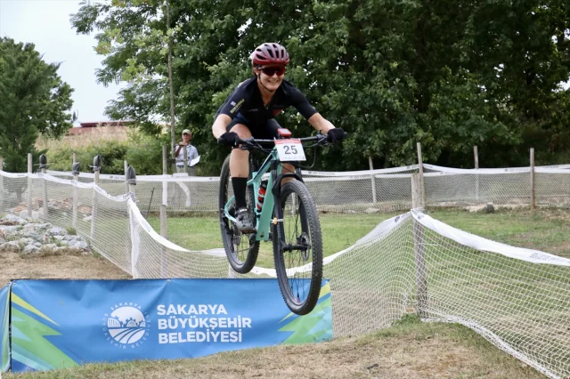Sakarya'da Dağ Bisikleti Heyecanı Başladı: Türkiye Şampiyonası Rüzgarı
