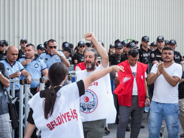 İzmir’de İşçi Eylemi Uzlaşmayla Sona Erdi