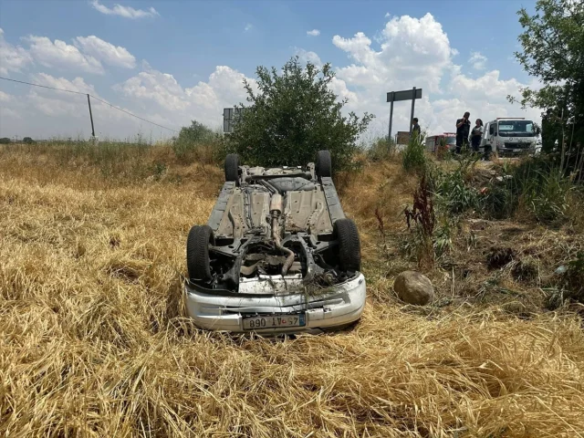 Uşak'ta Yaşanan Trafik Kazasında 3 Kişi Yaralandı